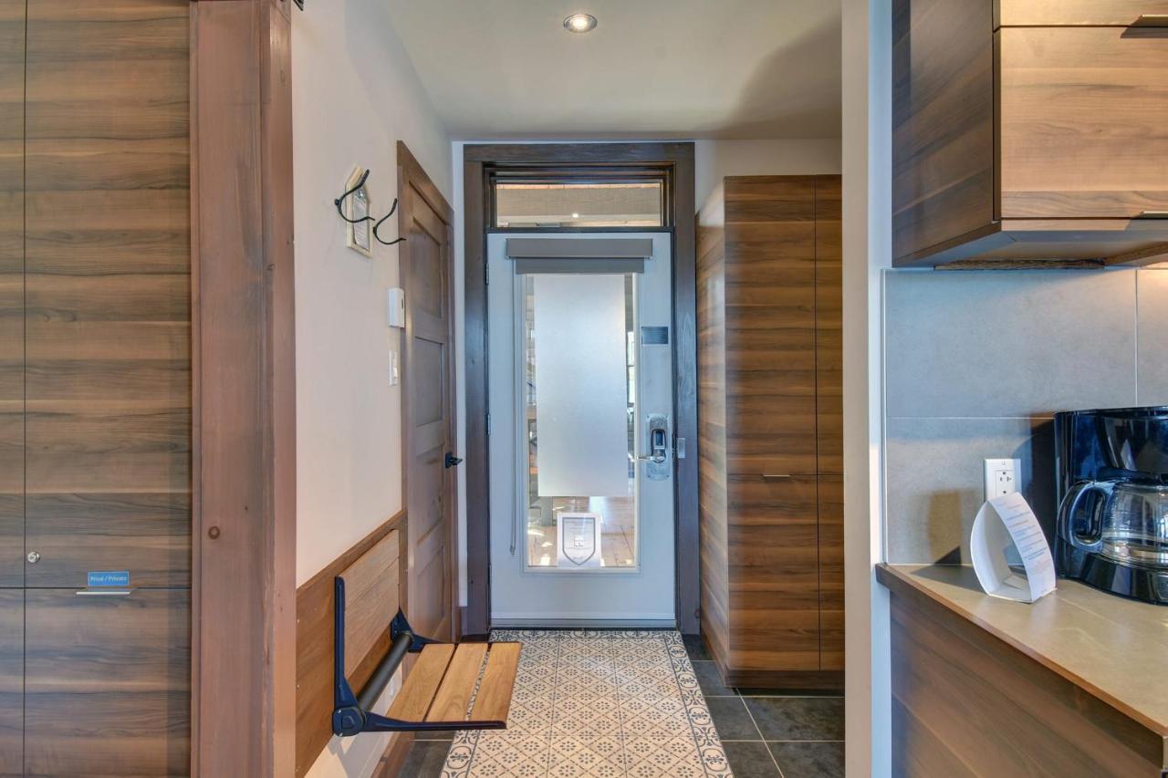 Premium Suite With Lake View And Resort Access Lac-Superieur Buitenkant foto